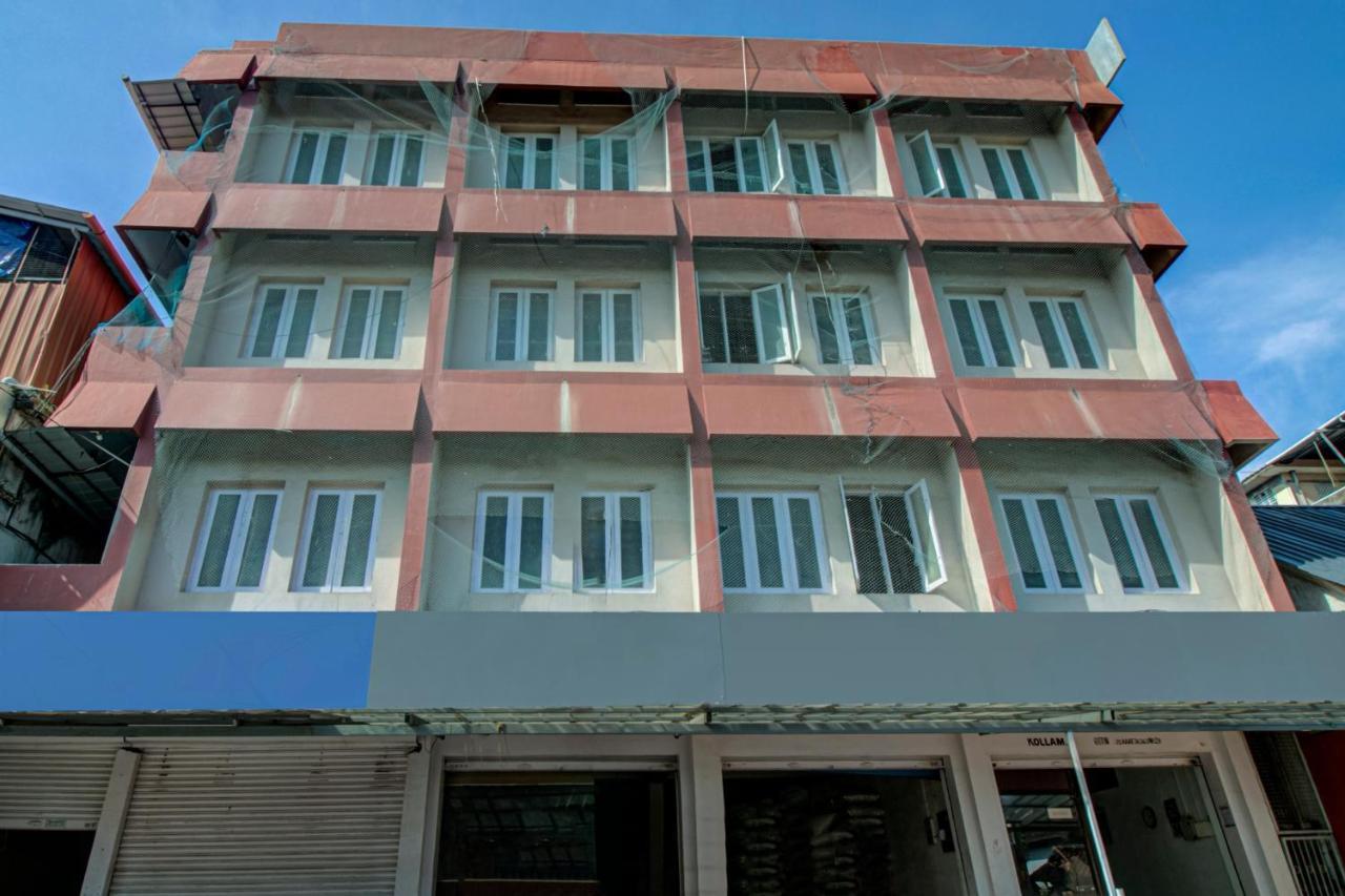 Spot On J P Tourist Home Kollam Bagian luar foto